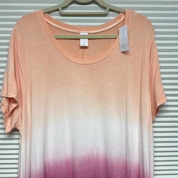 LIVI NWT Ombre Gradient Peach White Pink Asymmetrical Hem Short Sleeve Top - Picture 2 of 7